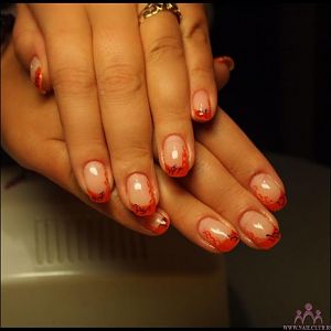 nails