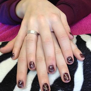 Gelish Magneto Drawn Together