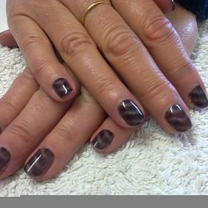 Gelish Magneto Drawn Together