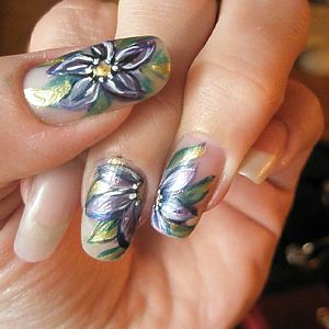 Цветы а ногтях