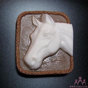 Лошадь (с шоколадом и настоем овсянки с молоком)