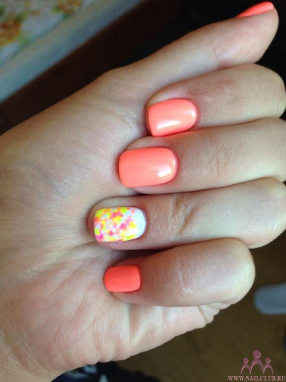 Гель-лак
Gelish "I'm brighter than you" #01559 (неон-персик)
Nail-Eon #1032 (белый)