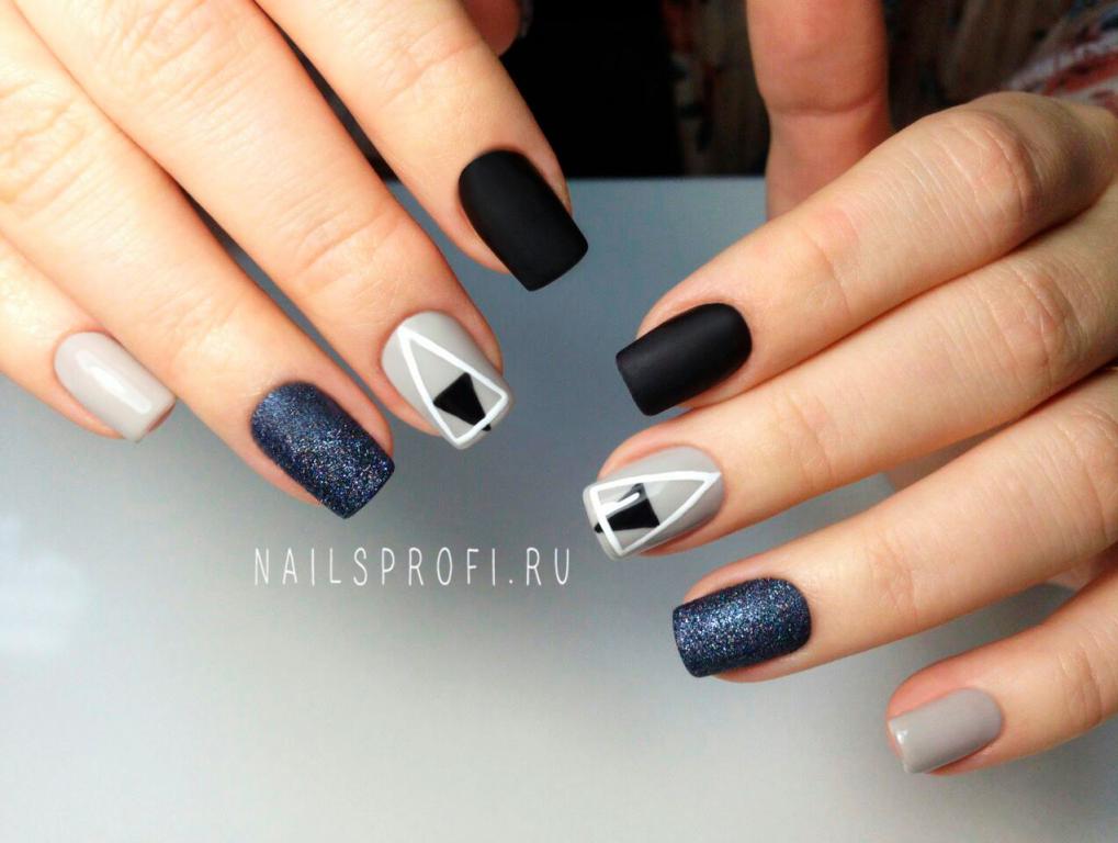 Наращивание ногтей акрилом в студиях "NailsProfi"