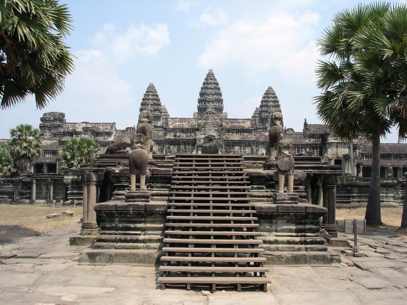 дорога к храму Анкгкор Ват