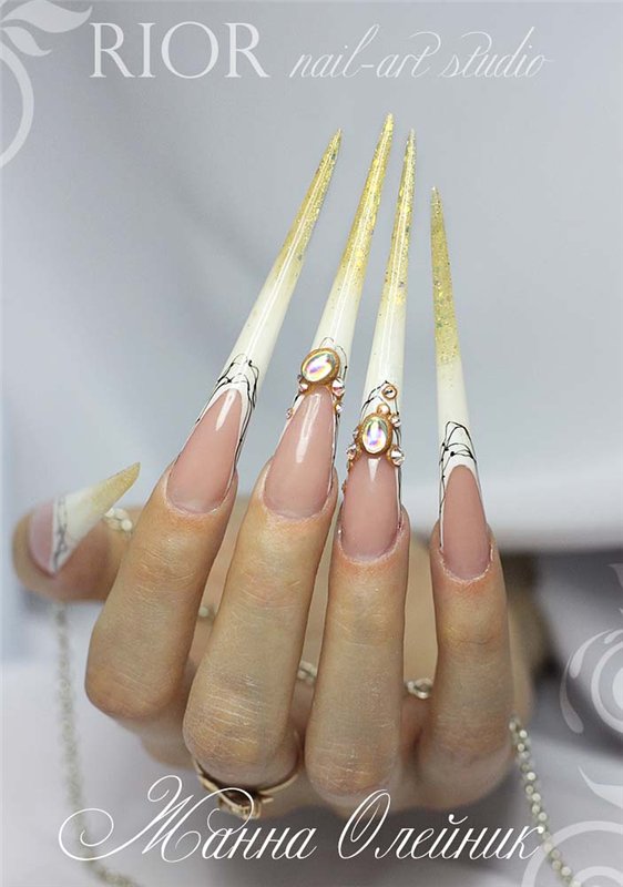 GOLD nail