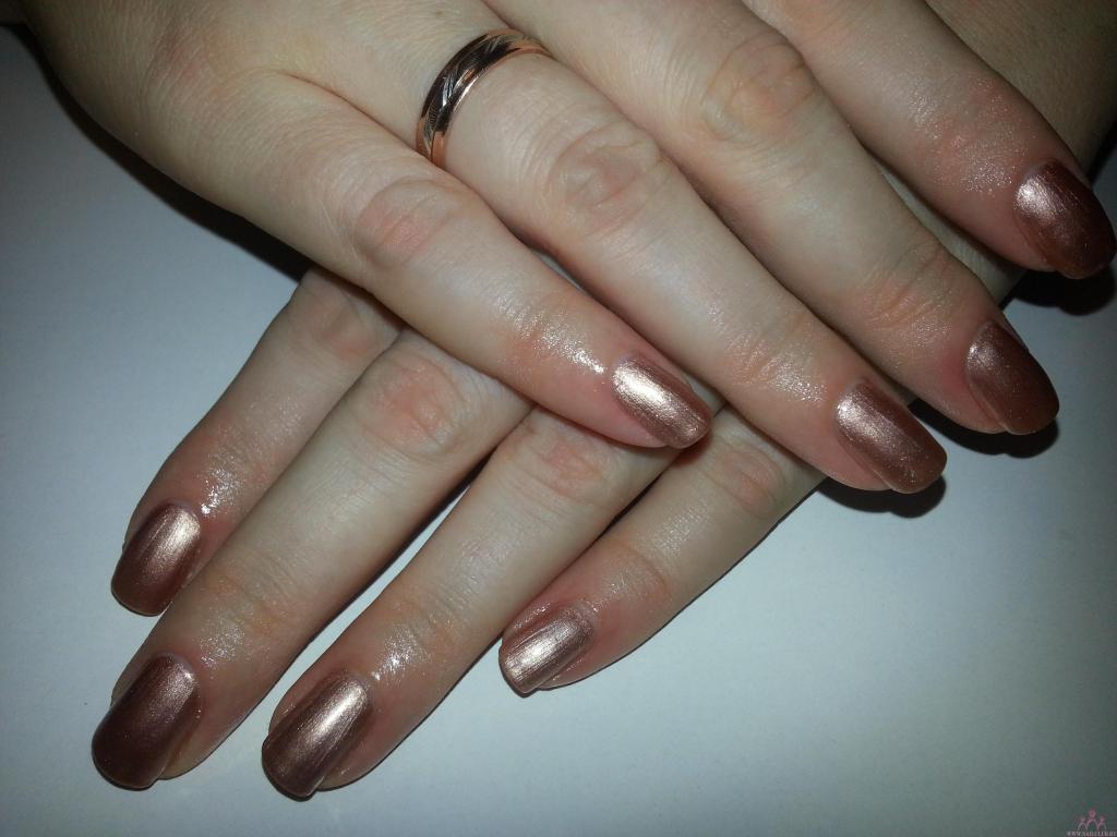 Shellac CND Cappuchino.