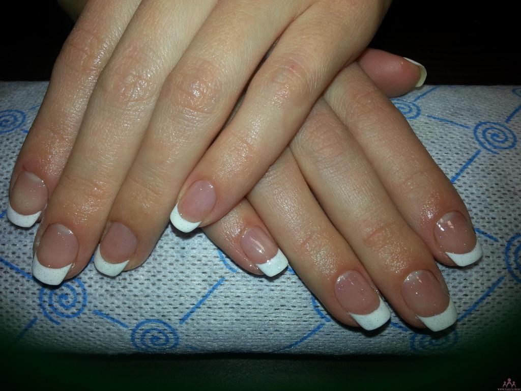 Shellac CND Cream Puff.